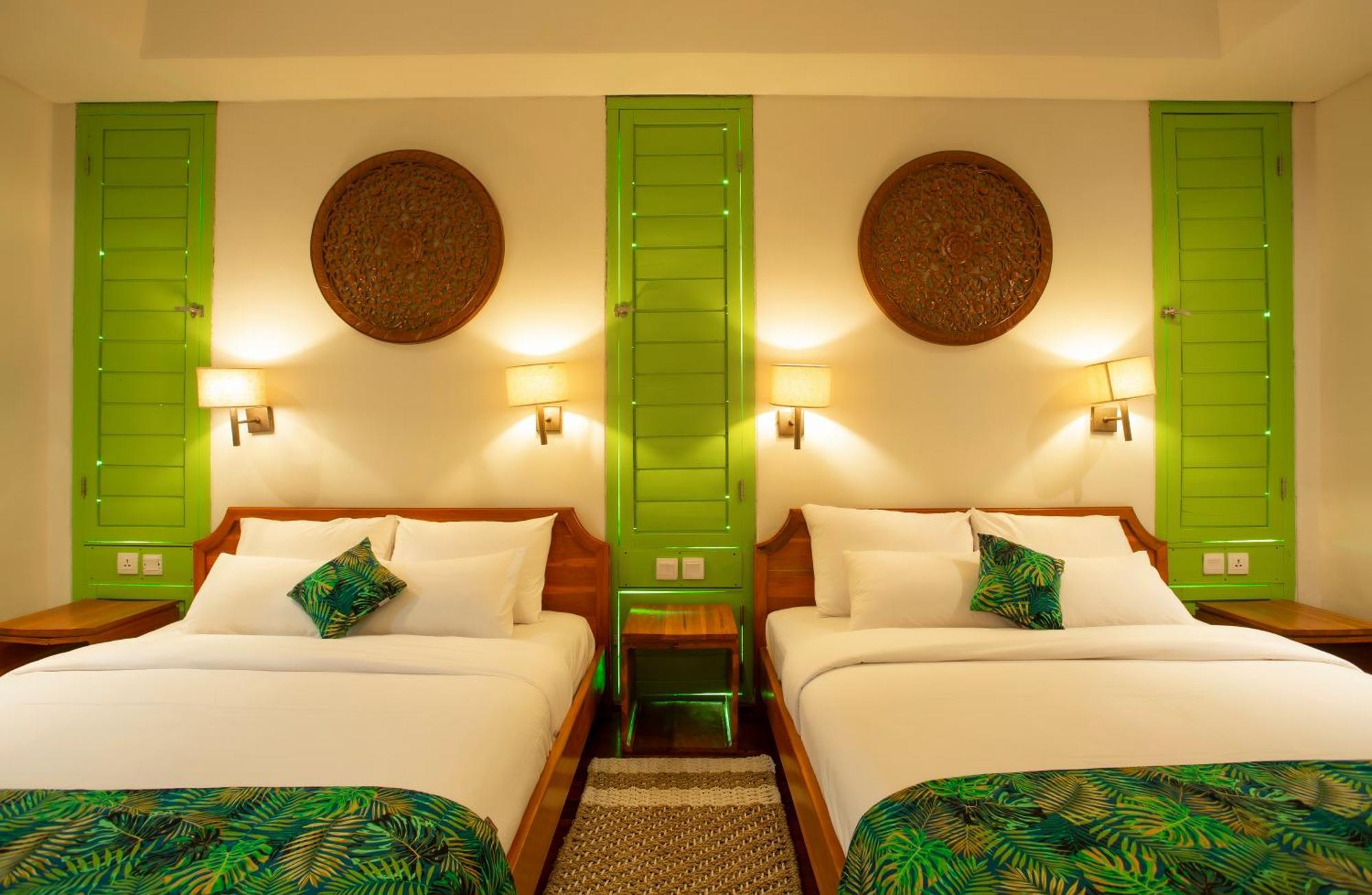 Eco Tree O'Tel Hotel Labuan Bajo Room photo