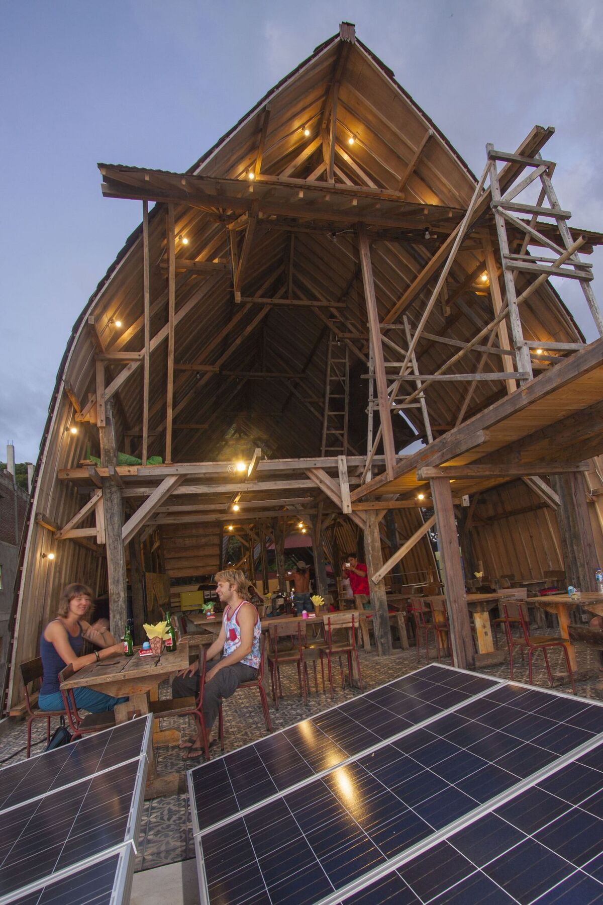 Eco Tree O'Tel Hotel Labuan Bajo Exterior photo